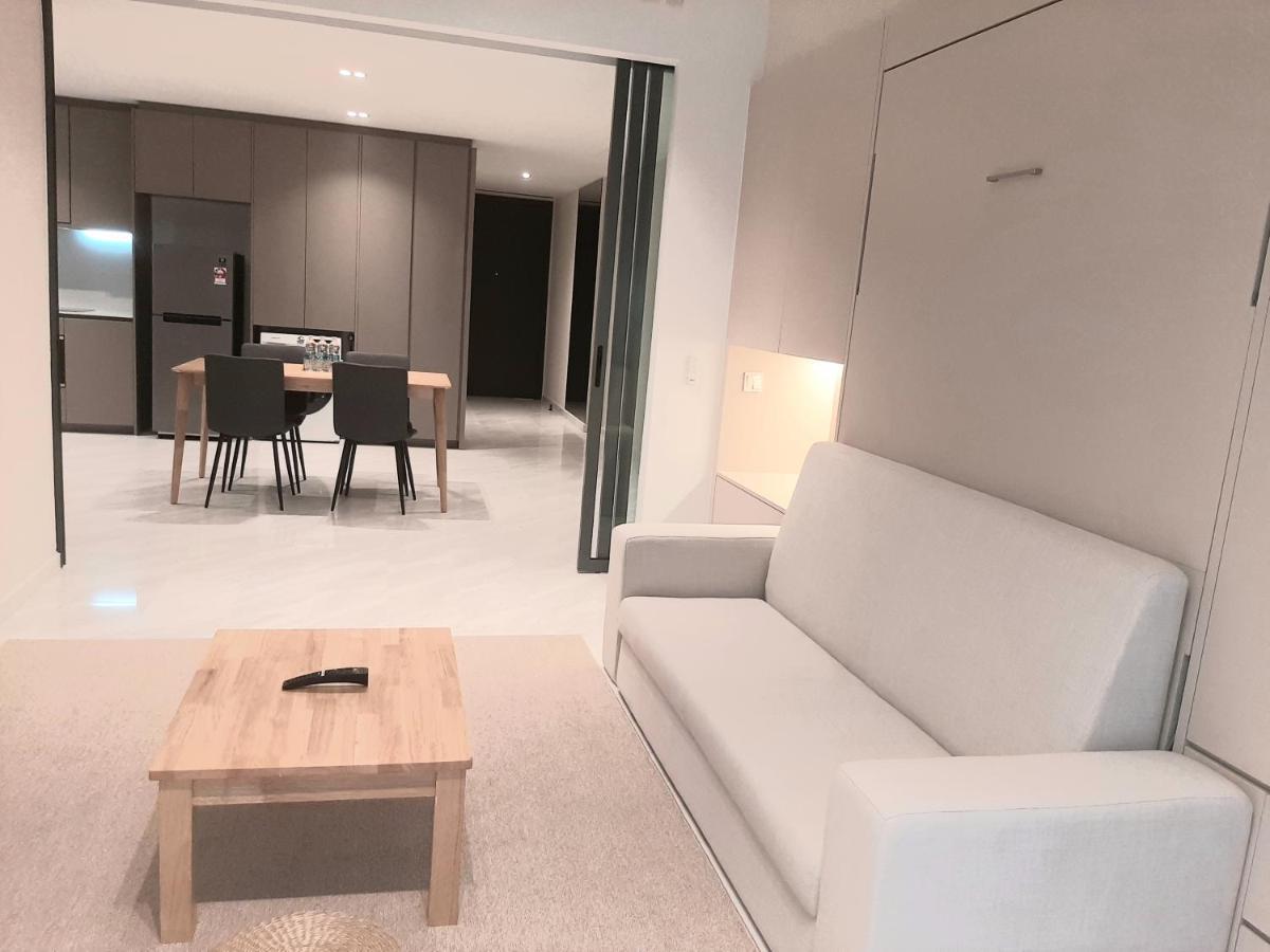 Crystal Suites At Eaton Klcc Kuala Lumpur Luaran gambar