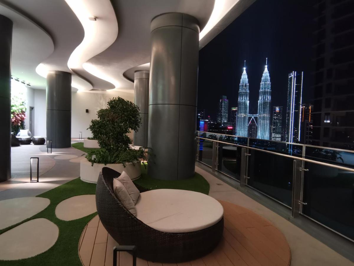 Crystal Suites At Eaton Klcc Kuala Lumpur Luaran gambar
